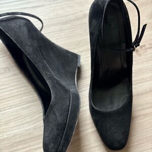 Gucci Black Suede Wedge Pumps with Ankle Strap - Women